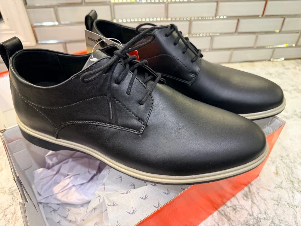 Man's Dress Shoes Deer Stags Lisbon Oxford, NIB, 11 1/2